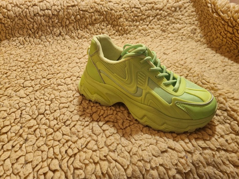 Маратонки 37 номер