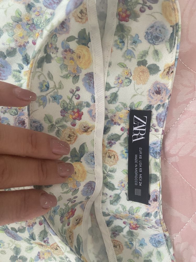 Продаеться одежда zara