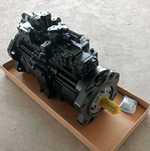 Pompa hidraulica New Holland E215