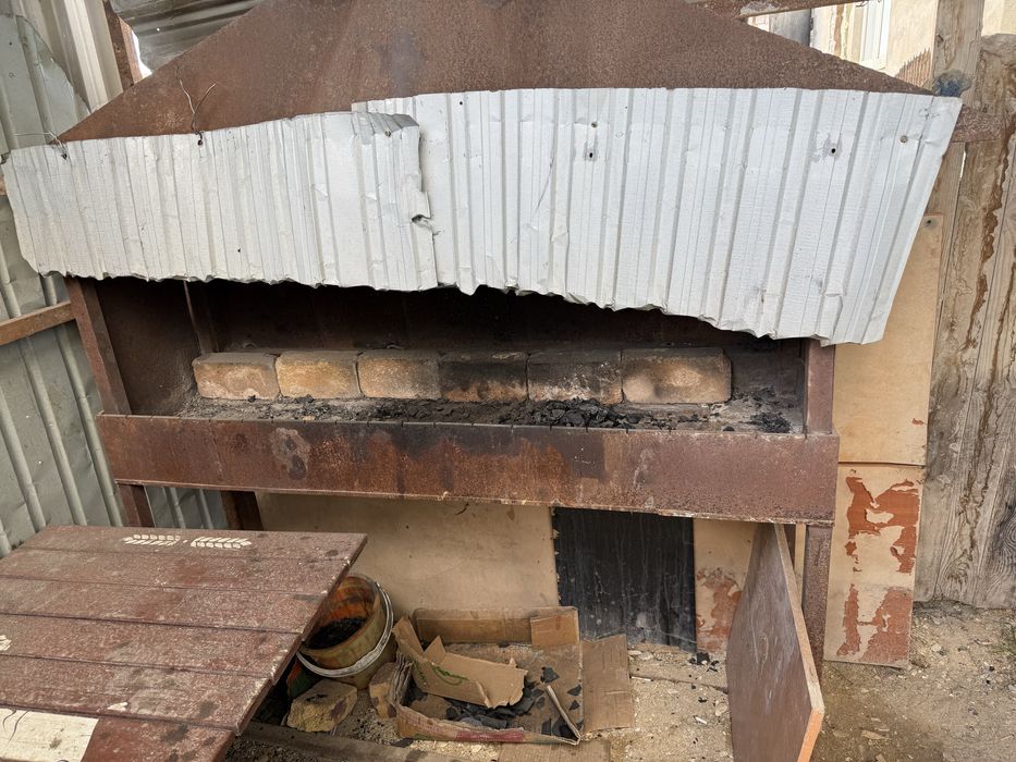 Мангал в хорошем состояний