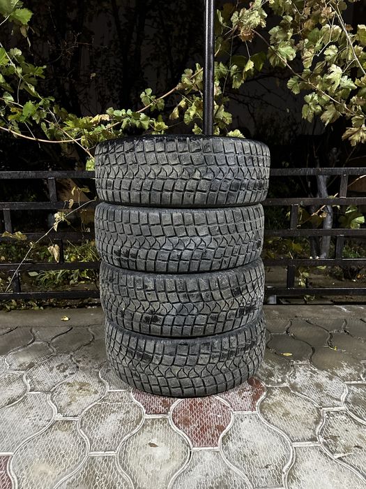 Продается зимние шины