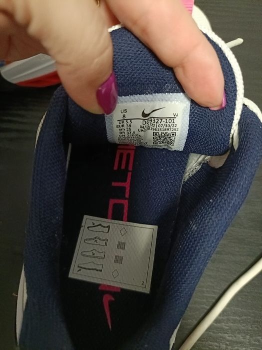 Adidași Nike măsura 39