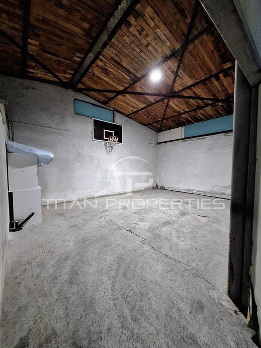 Продава се Склад в Пловдив, Тракия - 1070 кв.м за 641 €/кв.м - Снимка #2