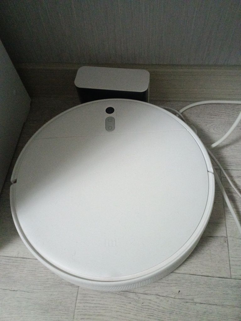 Продаю Робот пылесос Xiaomi Mi Robot 2Vacuum-Mop P STYTJ02YM белый
Общ