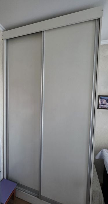 Продам шкаф купе