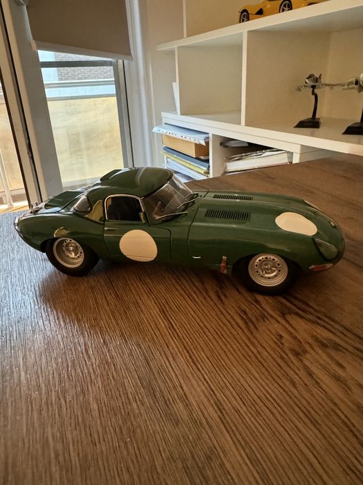 Macheta Autoart Jaguar E-type Lightweight 1:18