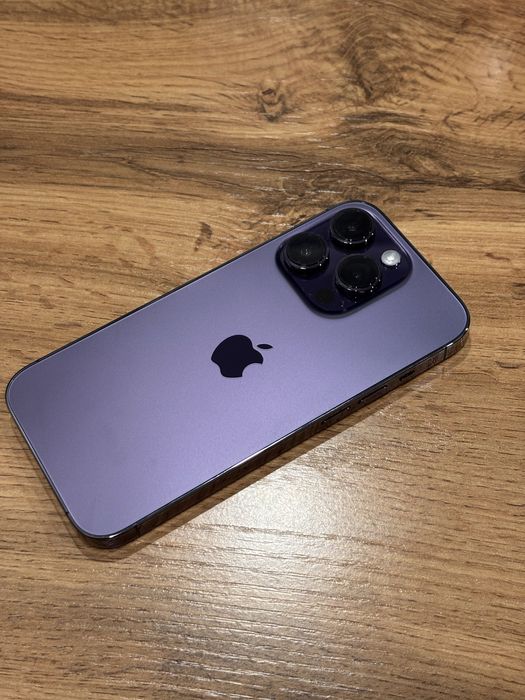 Продам Iphone 14 pro