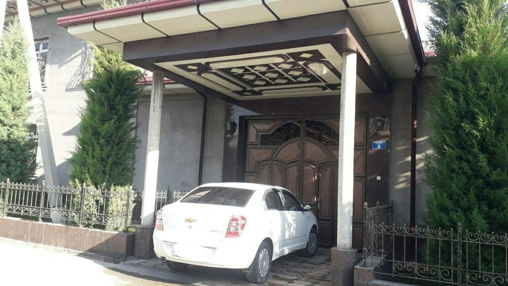 Zangiota tumani solnichniyda 6 sotixli kotej tez va arzon otiladi