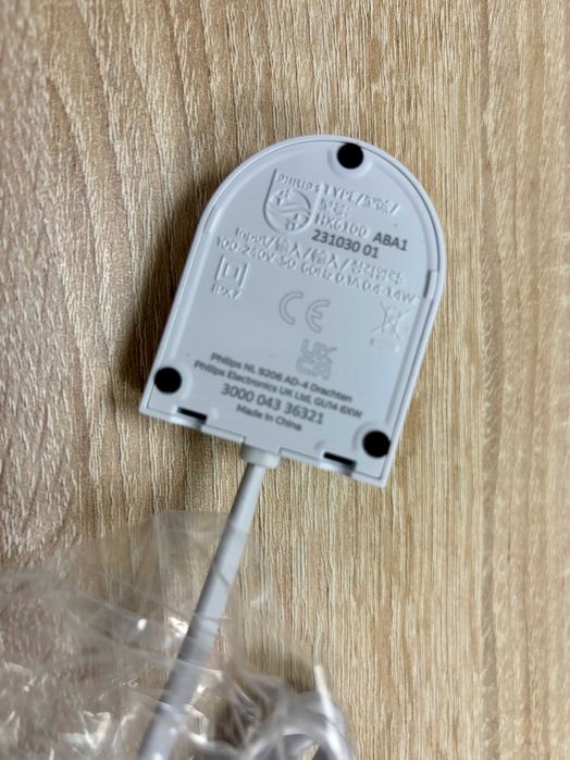 Зарядно устройство за четки за зъби Philps Sonicare - НОВО