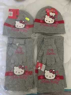 set caciula fular , manusi, heloo kyti