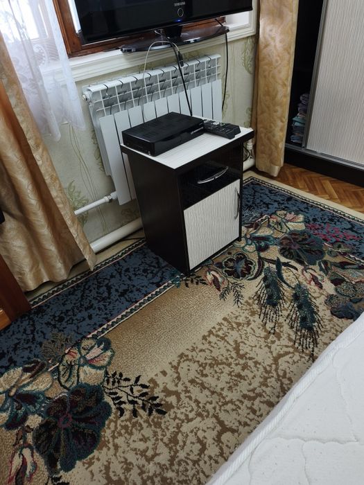 Спальный гарнитур, акрил, для большой комнаты. В отличном состоянии