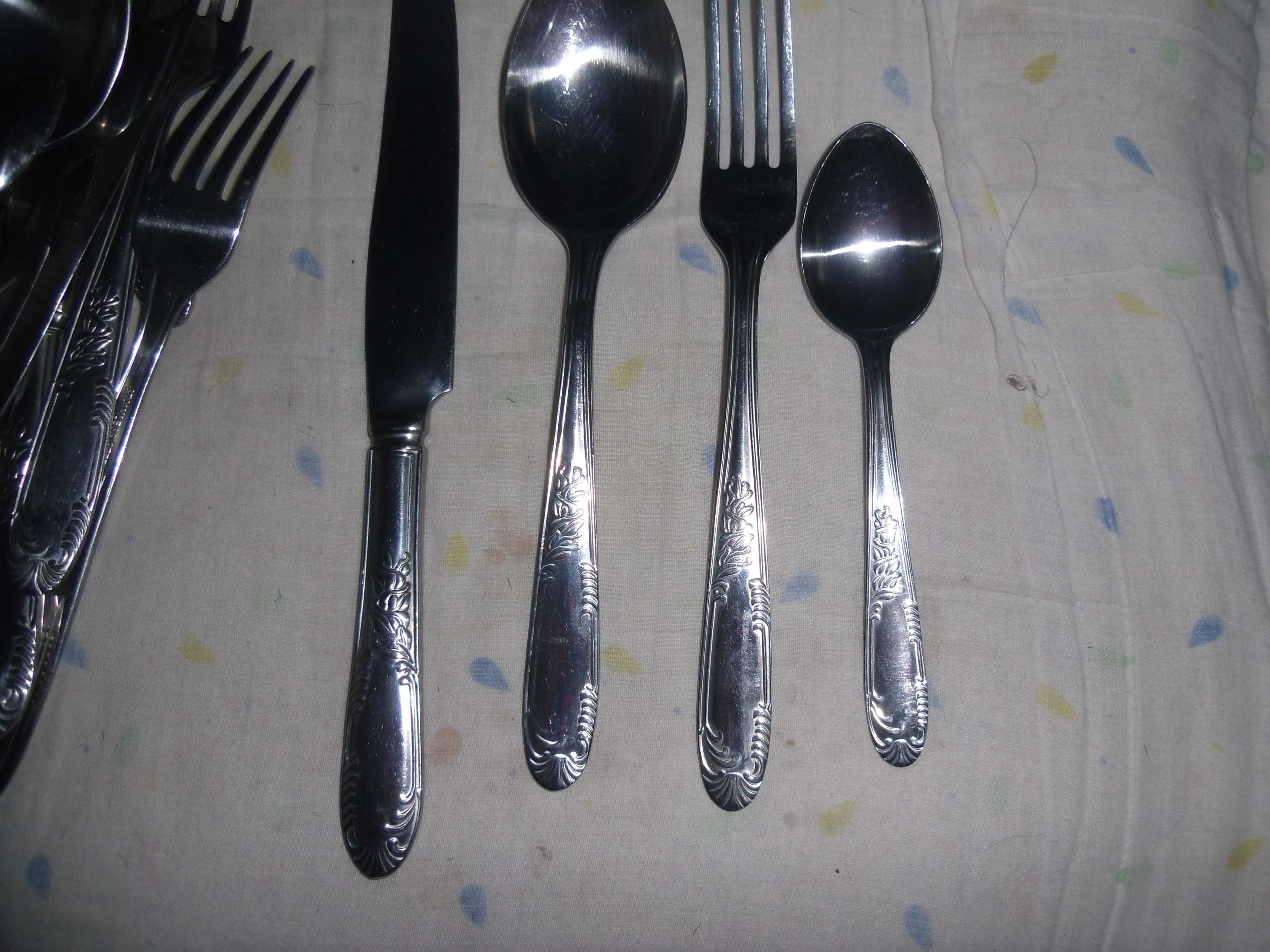 Set tacamuti inox, vechi dar nefolosit