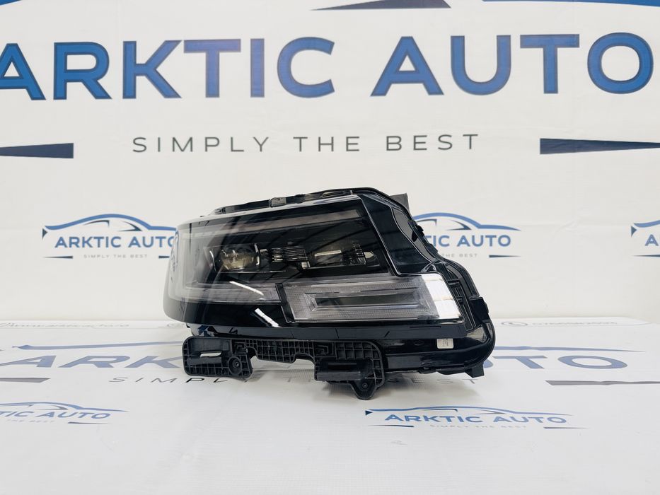 Far dreapta Full Led Matrix Range Rover Vogue  cod M8E2-13W029-HP