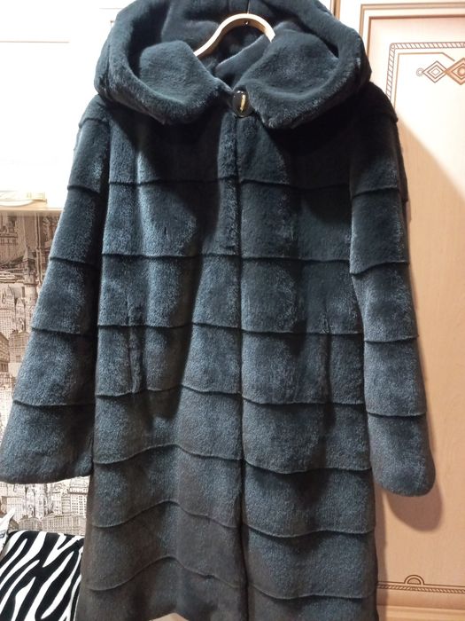 Продам шубу из эко меха