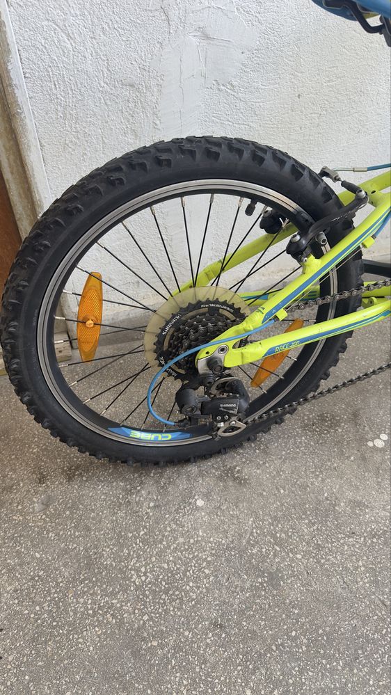 Bicicleta Cube 20”