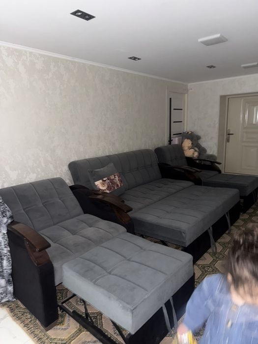 диван кресла сотилади холати янги куп ишлатилмаган спални хам булади