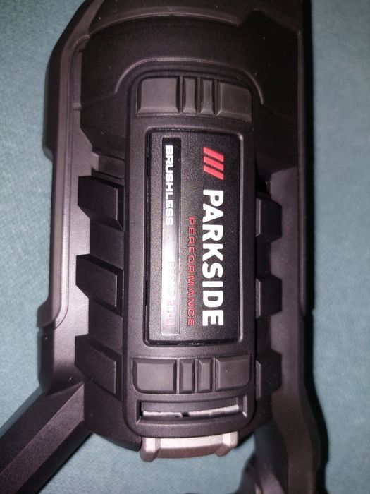 Fierastrau sabie parkside performance 20v acumulator 4 ah smart