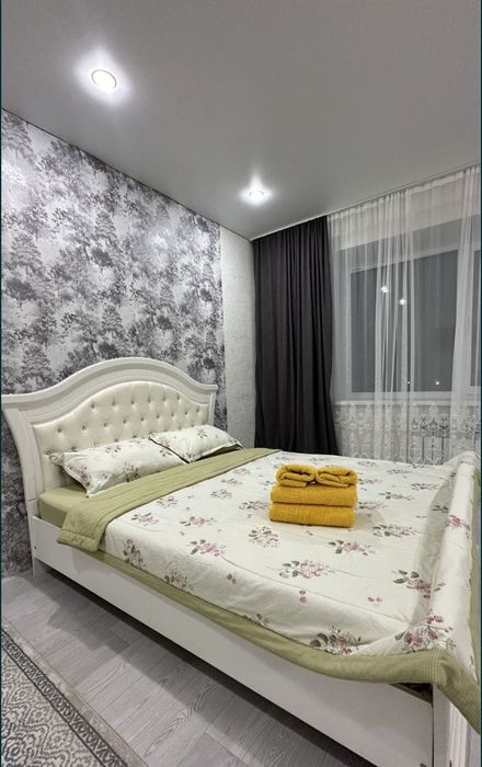 Три часа 5000 тенге. Однакомнатная в центре по Абая