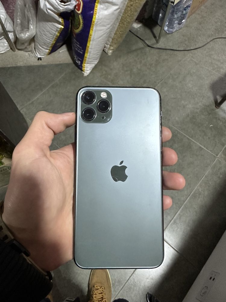 iphone 11 pro mac L/LA