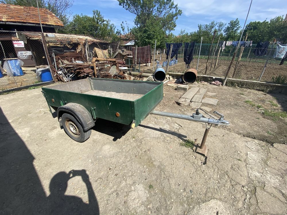 Ремарке за автомобил