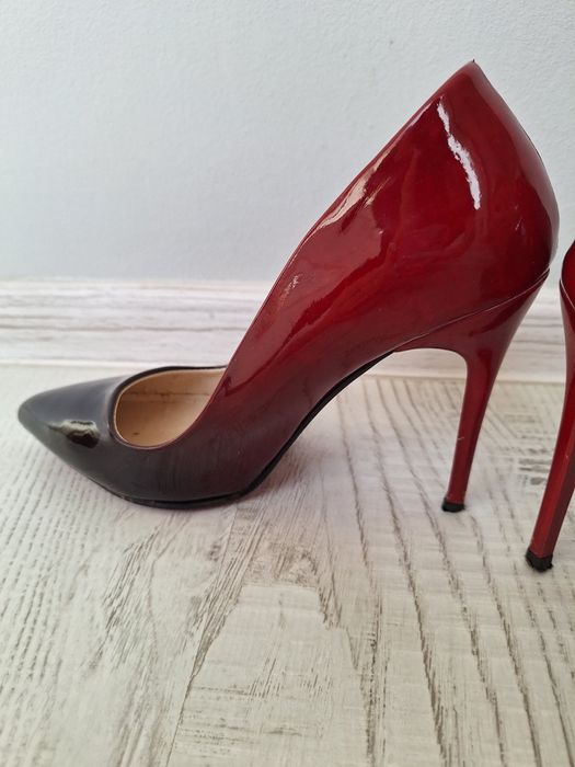 Дамски обувки на ток