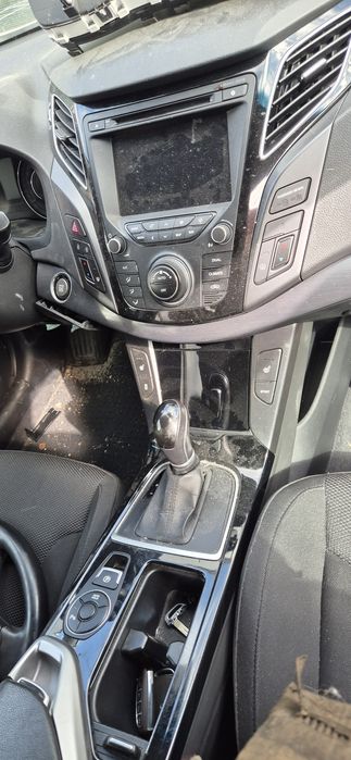 Haion hyundai i40 portbagaj luneta fumurie stop tripla led bara senzor