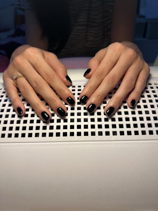 Unghiute cu gel, semi, piedi