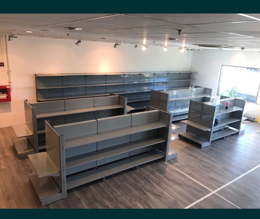 Rafturi pentru magazin