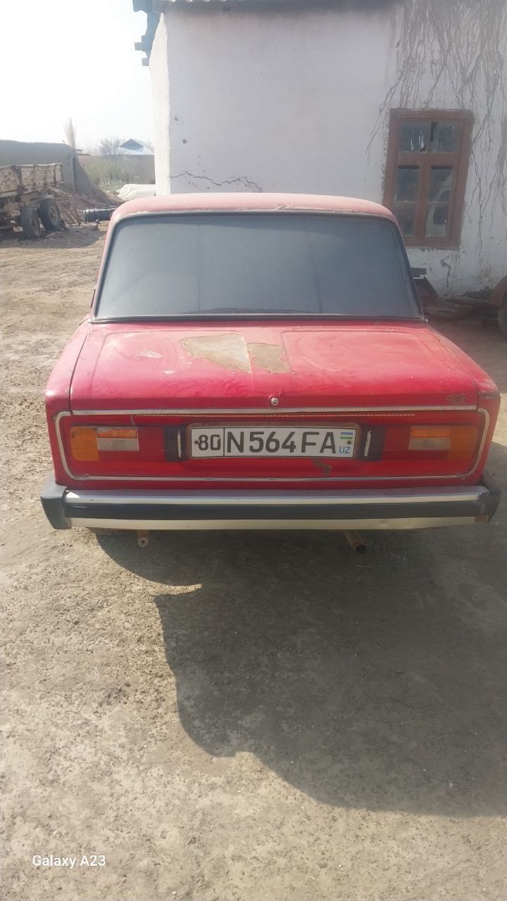 Vaz 2103. Yurib turibdi