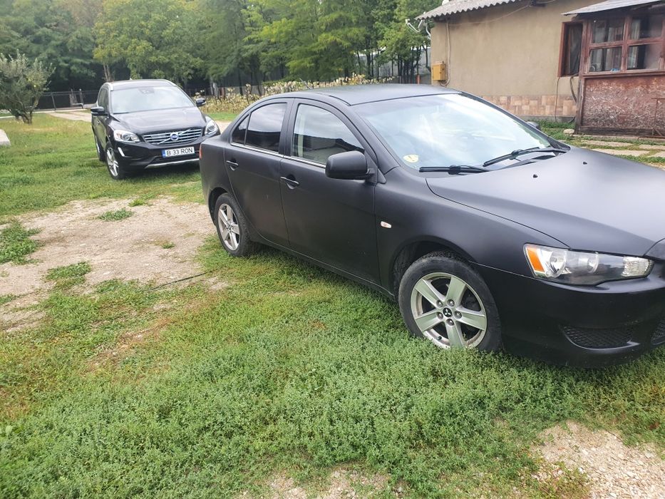Mitsubishi lancer