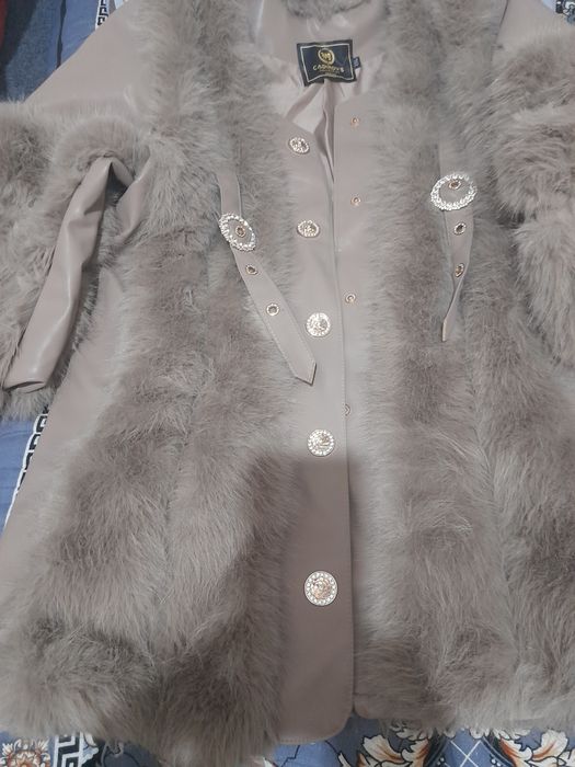 Срочно продается! Шуба.сотилади дубленка йенги йечилади.