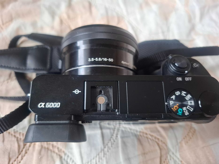 Фотоапарат Sony A6000 на 1313 кадъра