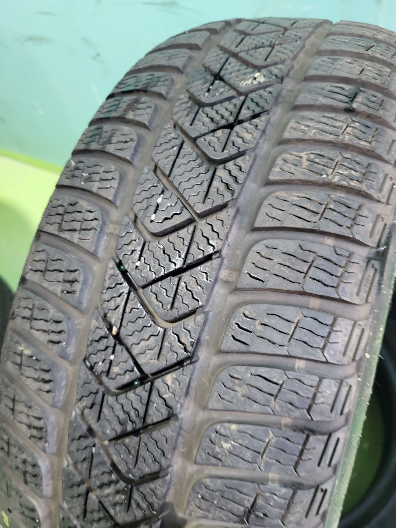 2 бр 215/60/16 Pirelli зимни гуми