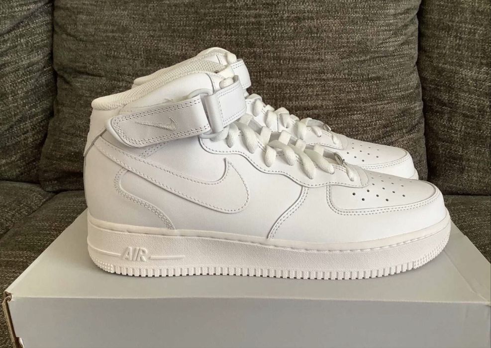 Nike Air Force 1 Mid Triple White