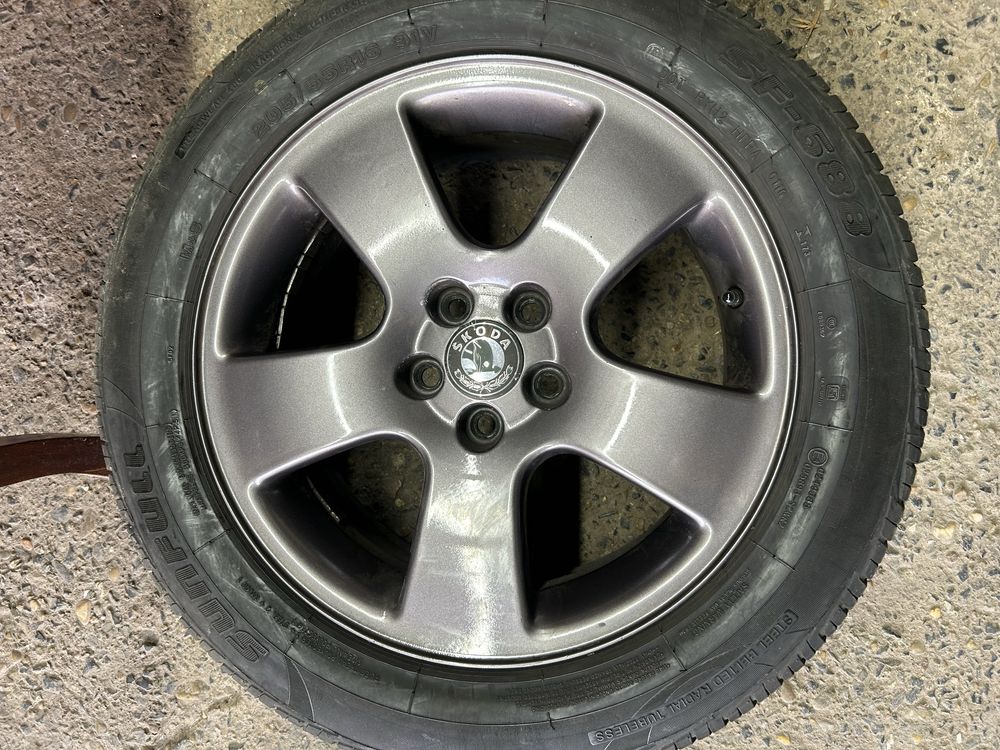 Jante+cauciucuri de vara 205/55R16 Skoda Octavia,Wokswagen,Seat 5x100