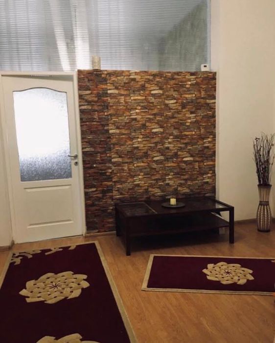 Apartament la casa zona centrală