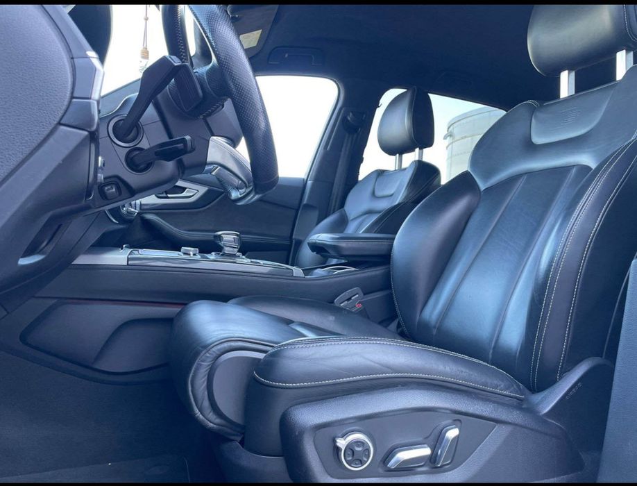 Q7  /26000negociabil