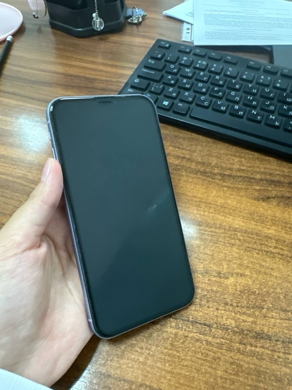 Iphone 11 64gb...