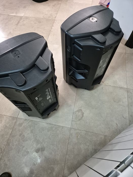 Vand două boxe Fbt himaxx 60 impecabile cu huse originale