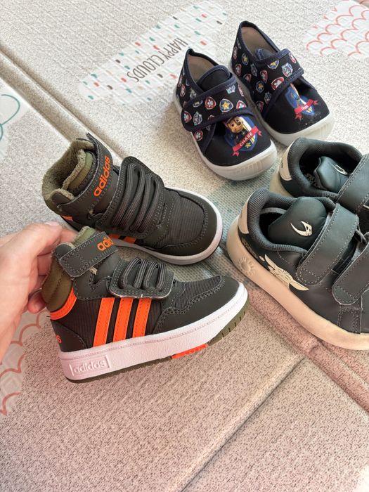 ЛОТ детски обувки Adidas 23