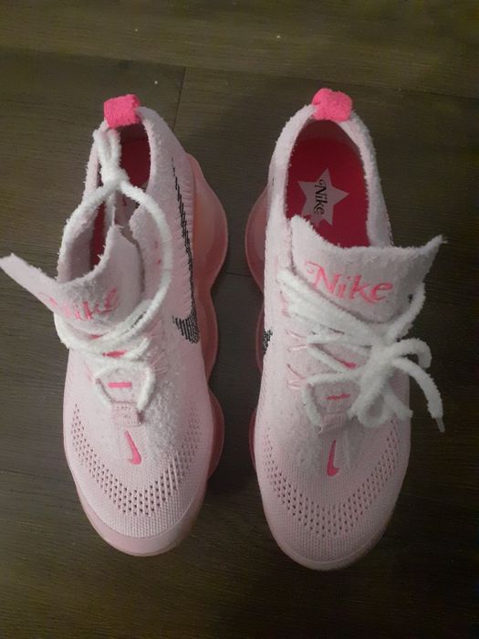 Маратонки Nike Air Scorpion розови Pink