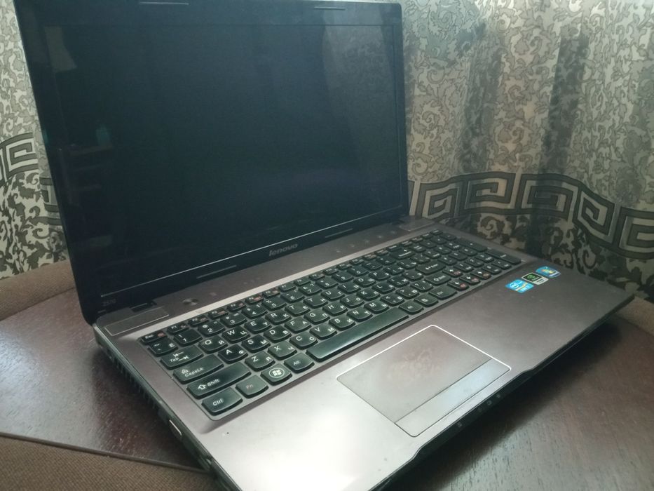 продам ноутбук леново ideaPad Z570