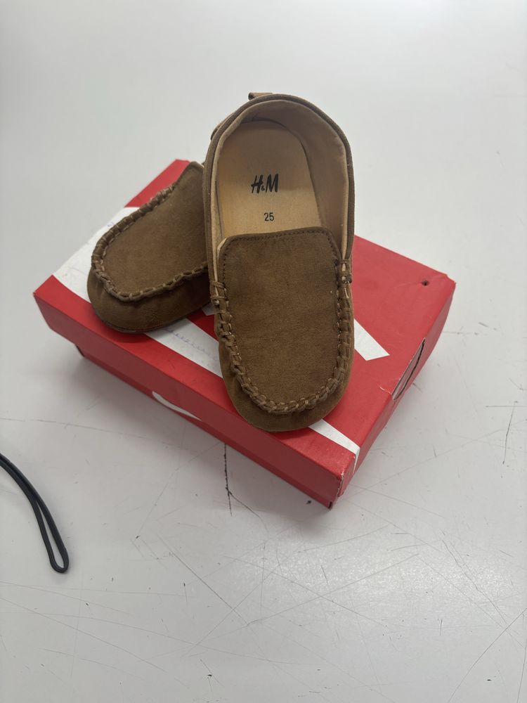 Детси обувки H&M