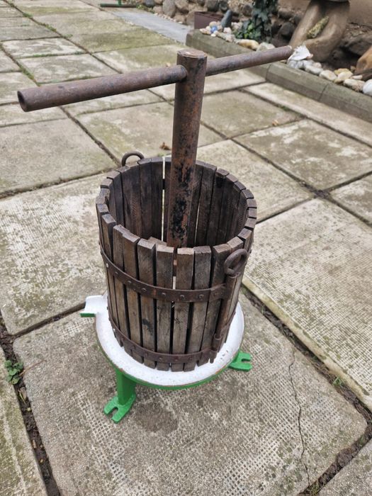 Teasc struguri,capacitate mica