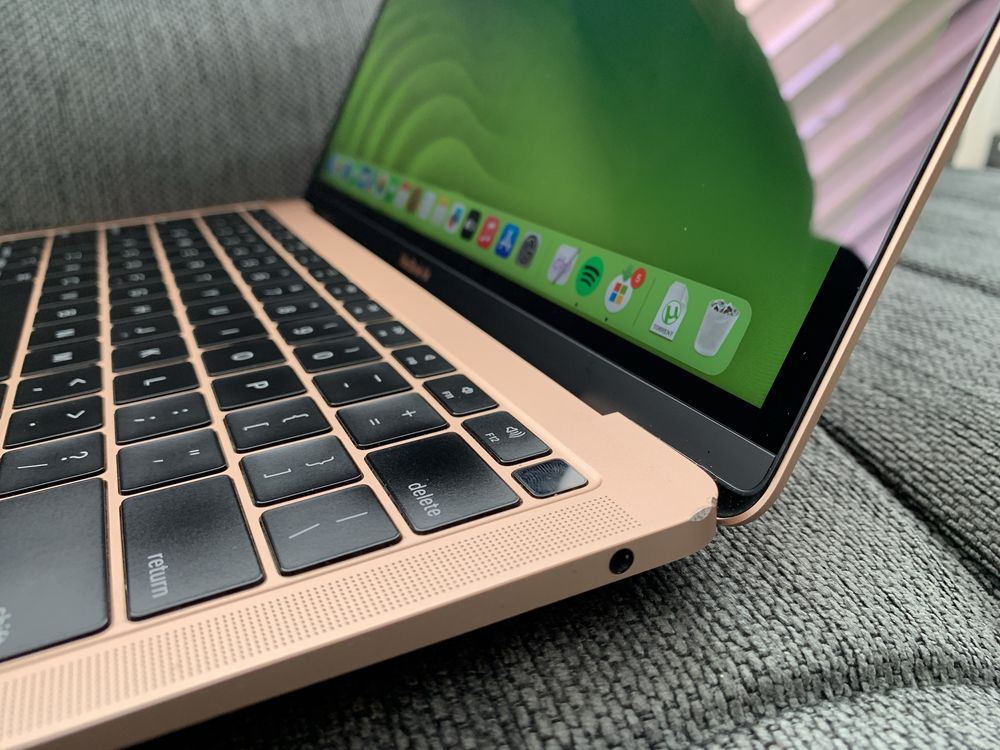 MacBook Air 2018 (Rose Gold)