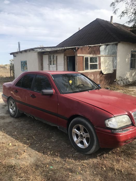 Продается мерс с180