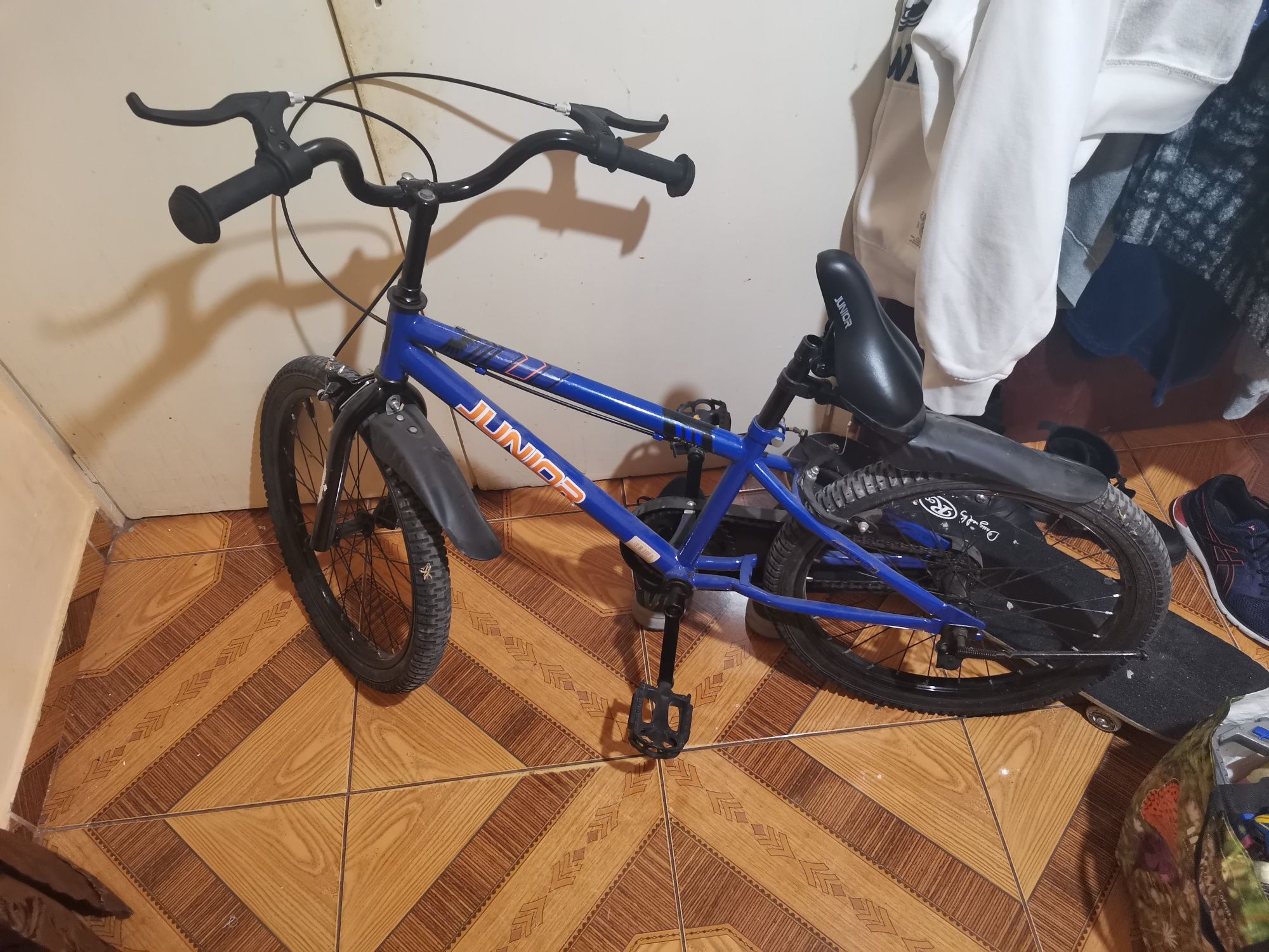 Bicicleta de vânzare