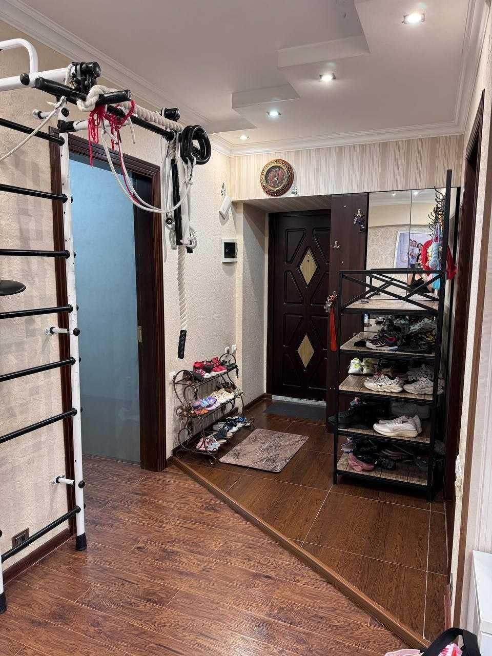 Продается квартира
Юнус-Абадский район, Ц5