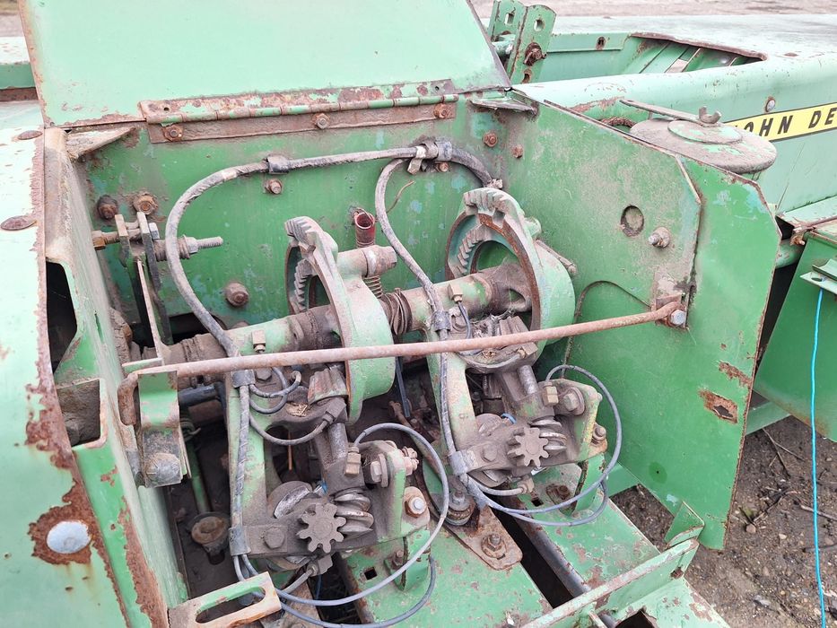 Balotiera john deere