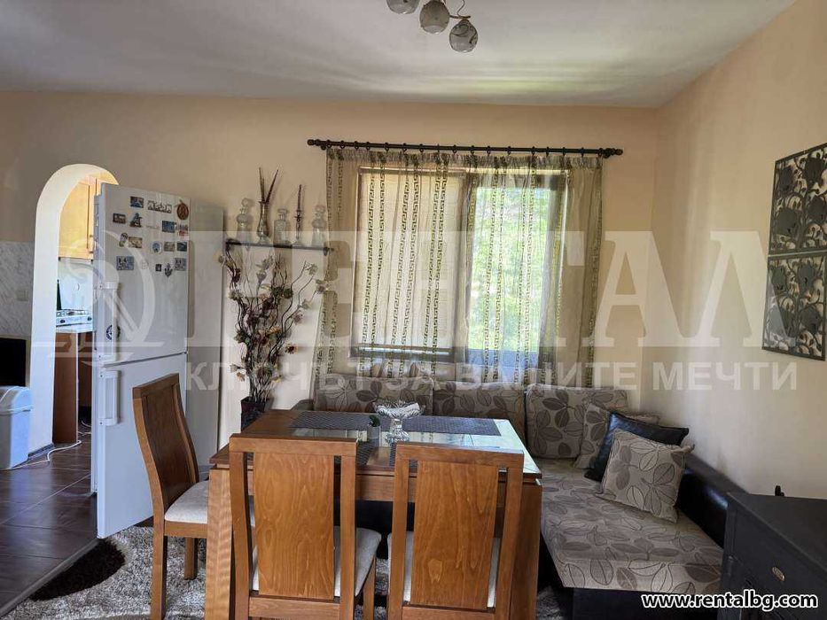 Дава се под наем Тристаен апартамент в Пловдив, Център - 100 кв.м за 459 € - Снимка #5